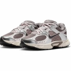 Nike · V5 RNR GS