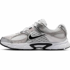Nike · V5 RNR GS