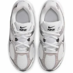 Nike · V5 RNR GS