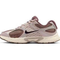 Nike · V5 RNR GS