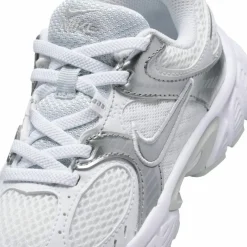 Nike · V5 RNR PS