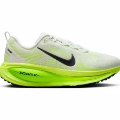 Nike · VOMERO 18