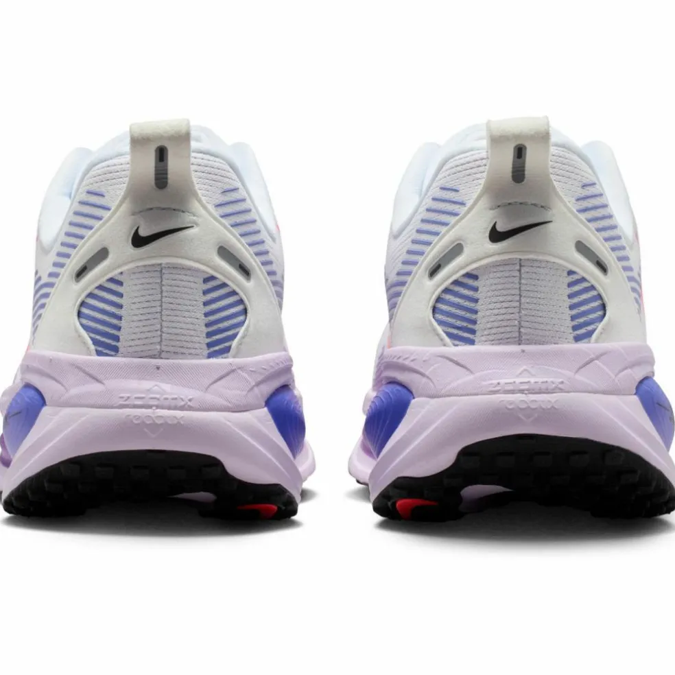 Nike · VOMERO 18