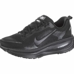 Nike · Vomero 18