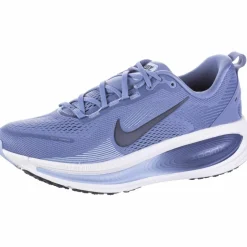 Nike · Vomero 18