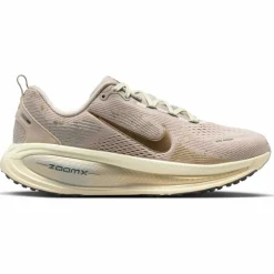 Nike · VOMERO 18 SE