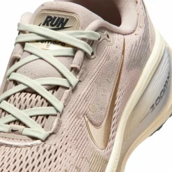 Nike · VOMERO 18 SE