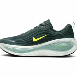 Nike · VOMERO PLUS