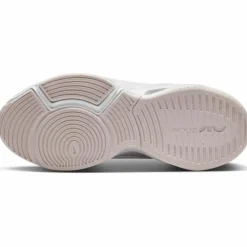 Nike · Zoom Bella 6