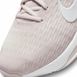 Nike · Zoom Bella 6