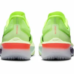 Nike · ZOOM FLY 6