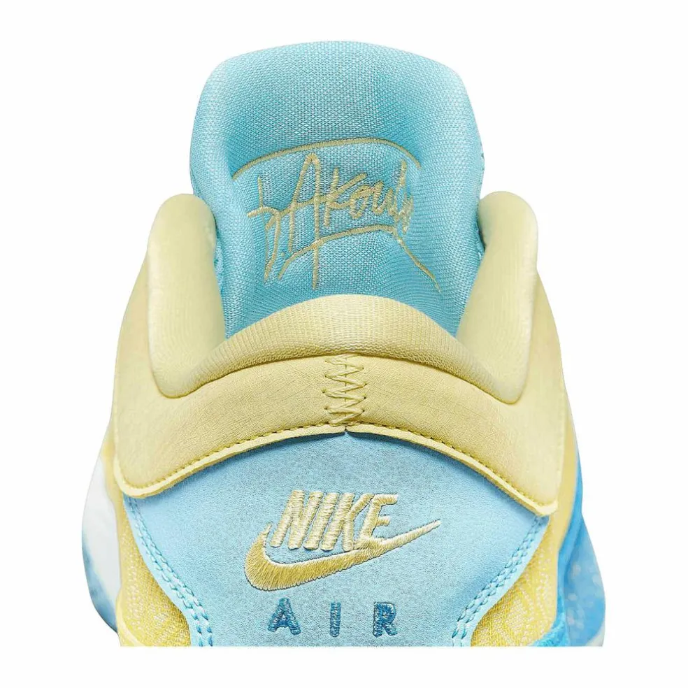Nike · Zoom Freak 5