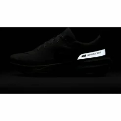 Nike · ZOOMX INVINCIBLE RUN FK 3