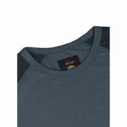normani Outdoor Sports · Merino Devonport