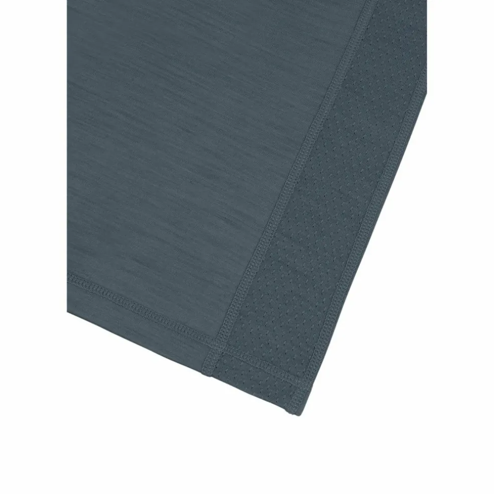 normani Outdoor Sports · Merino Devonport