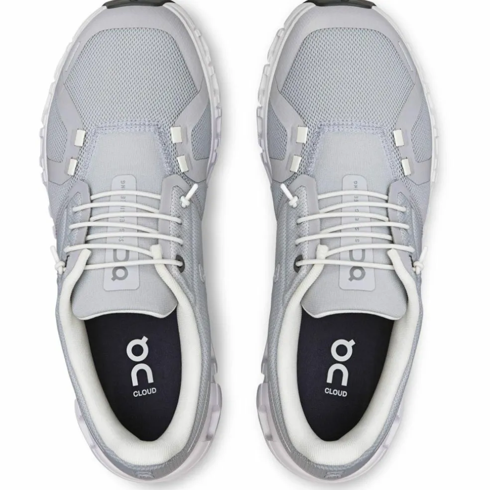 On · Cloud 6