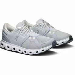 On · Cloud 6