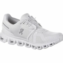 On · Cloud 6