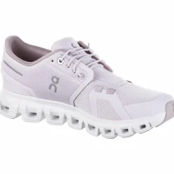 On · Cloud 6