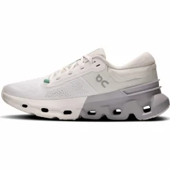 On · Cloudflyer 5