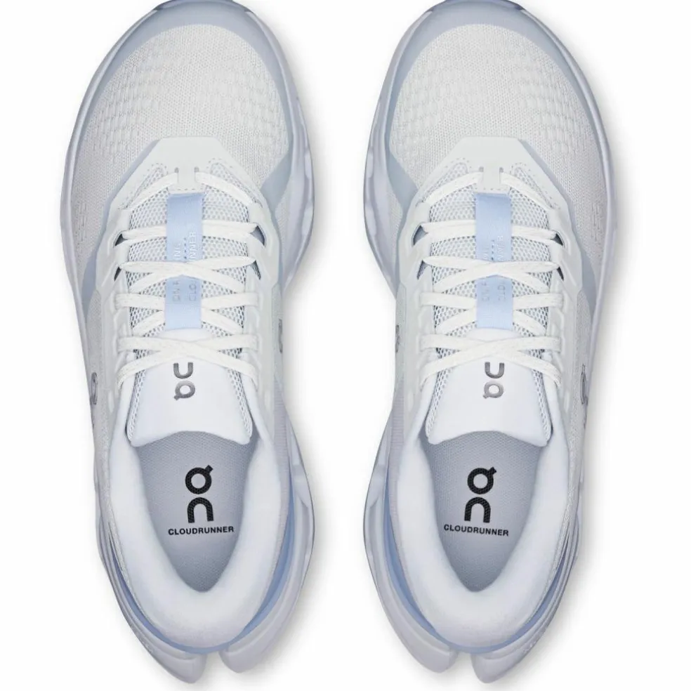 On · Cloudrunner 3