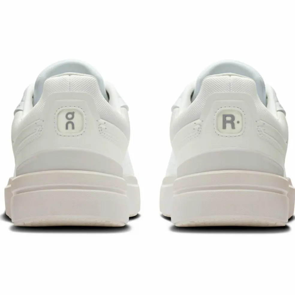 On · THE ROGER Advantage