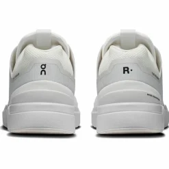 On · THE ROGER Spin