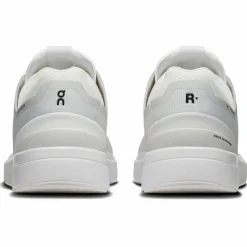 On · THE ROGER Spin
