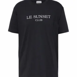 ON VACATION · Le Sunset