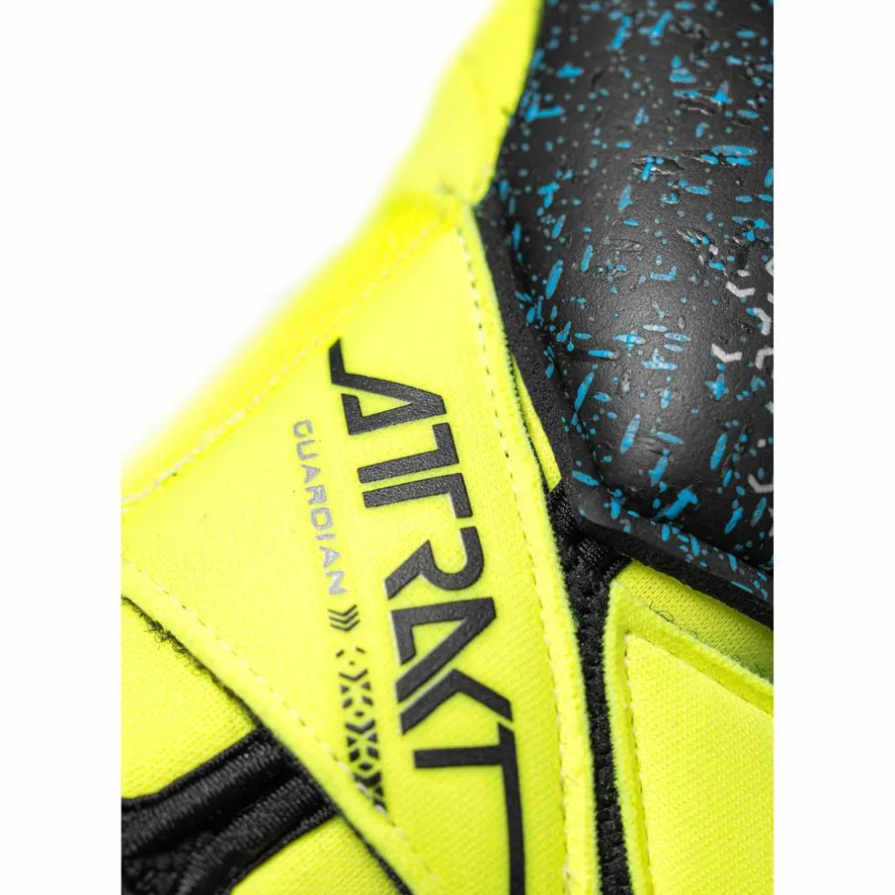 Reusch · Attrakt Fusion Guardian