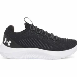 Under Armour · Dynamic 2