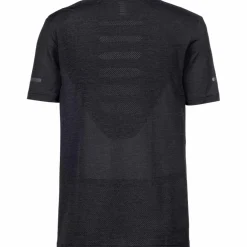 Under Armour · SEAMLESS