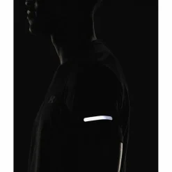 Under Armour · SEAMLESS