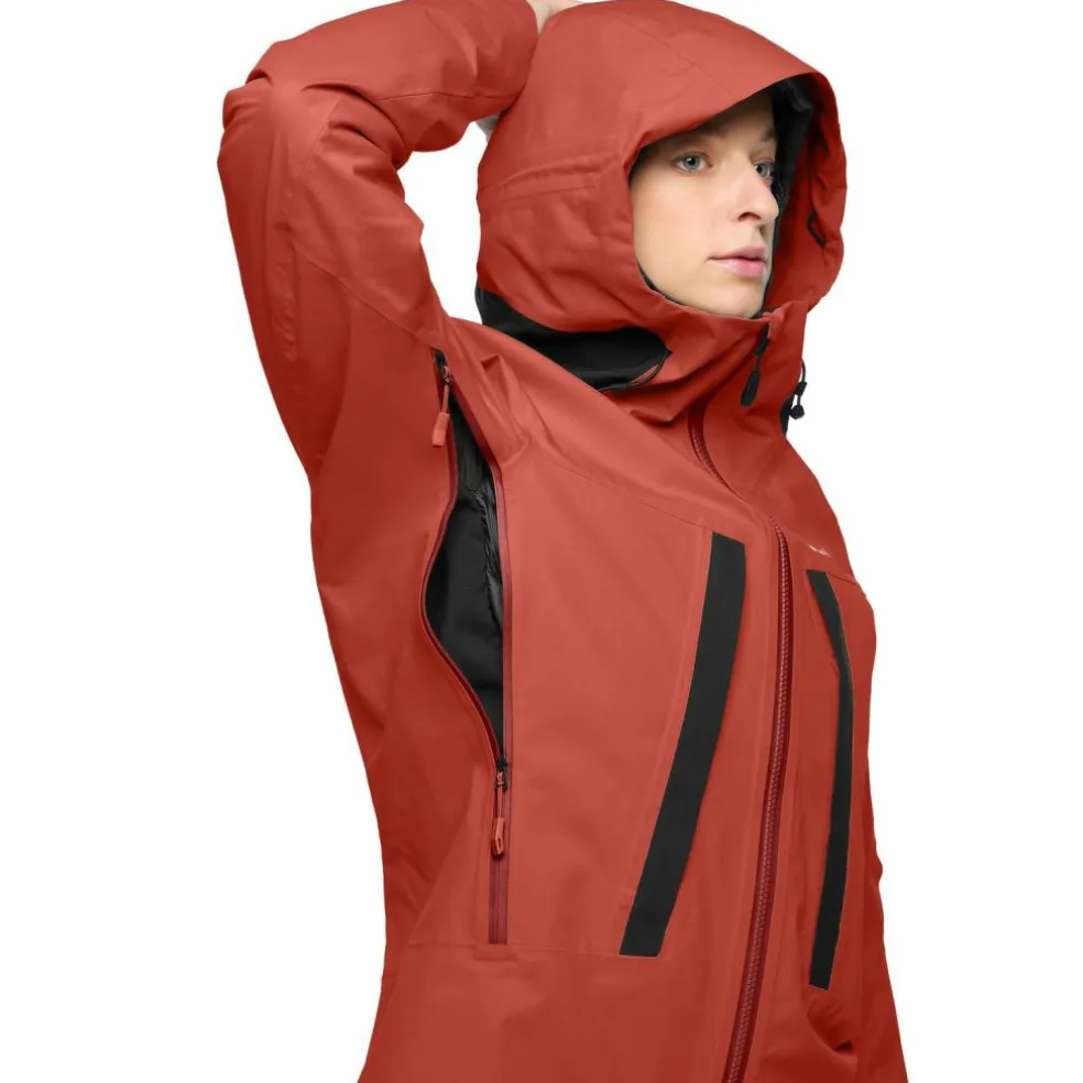 VAUDE · Women's Monviso 2,5L Jacket