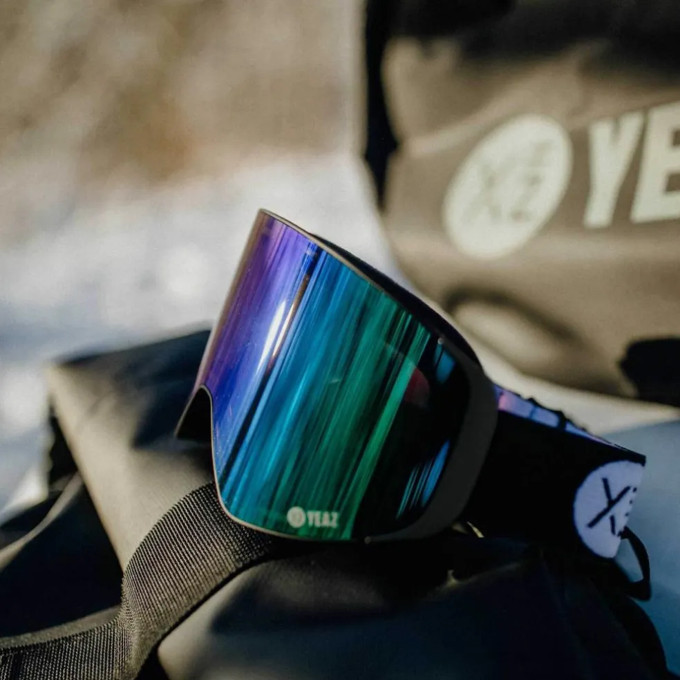YEAZ · APEX